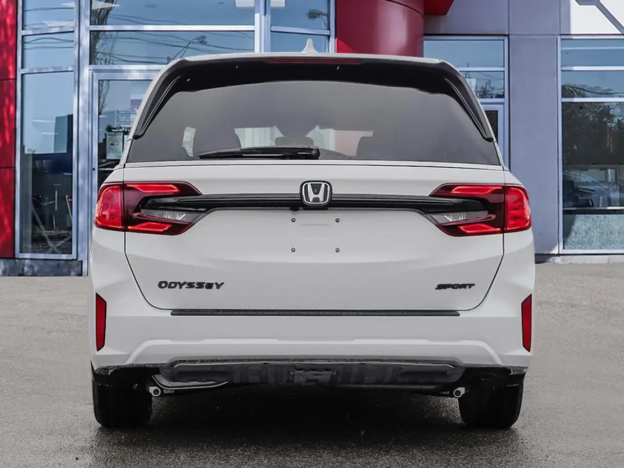 Honda Odyssey снимка Honda Odyssey