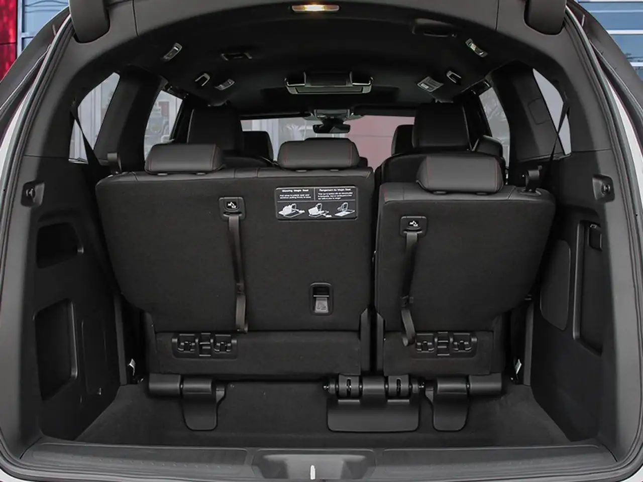 Honda Odyssey снимка Honda Odyssey
