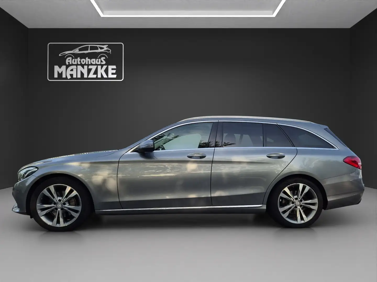 Mercedes-Benz C 250 C 250 T CGI / Navi /AHK / 360°/ Head-UP Silber - 2