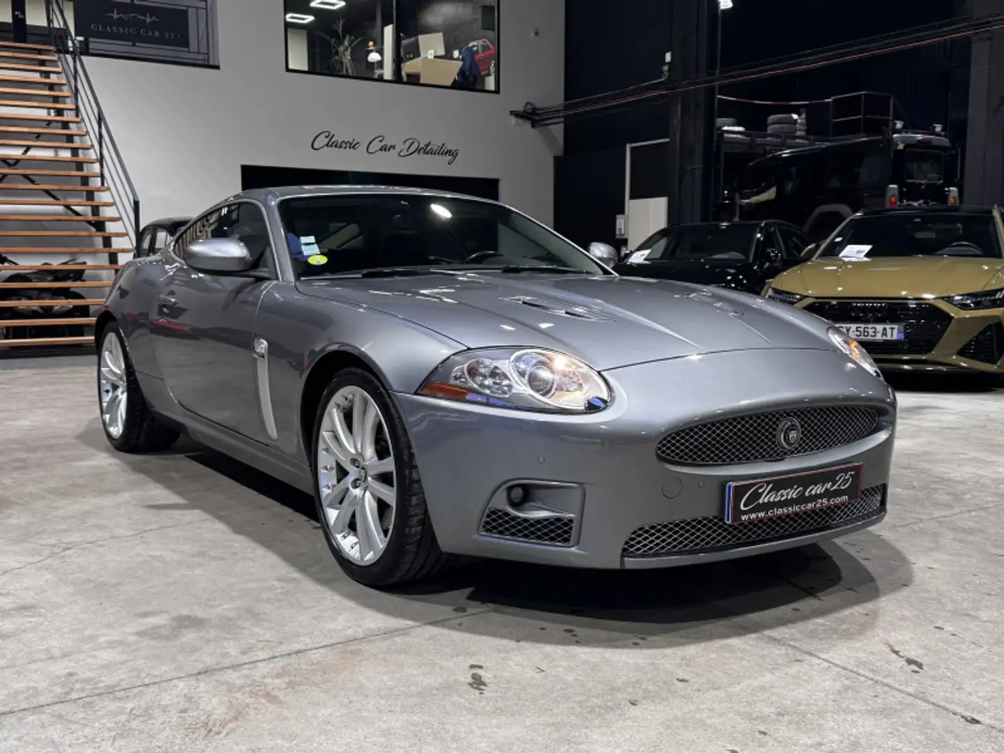Jaguar XKR XK R V8 4.2l 416ch (X150) Gris - 2