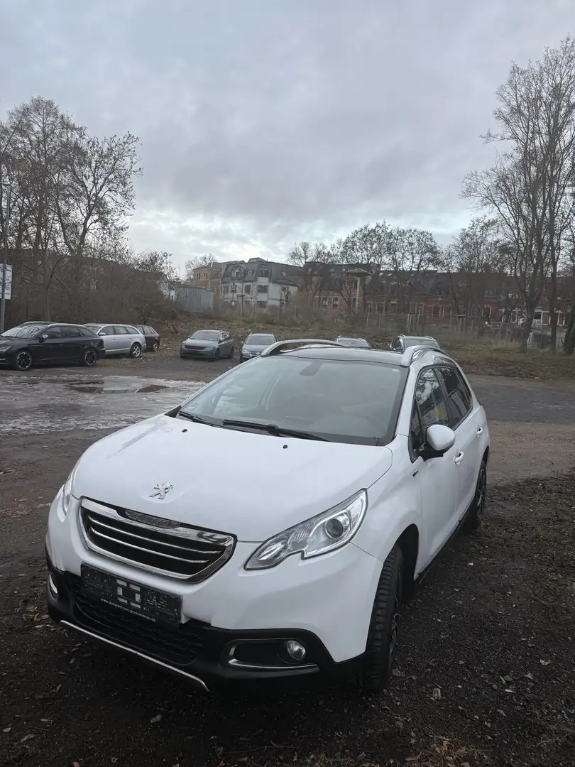 Peugeot 2008 Peugeot 2008 1.2 Urban Move PureTech Weiß - 2