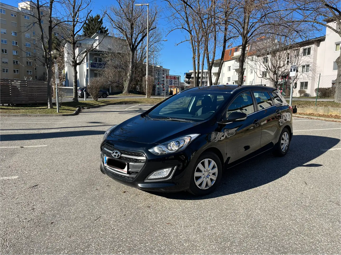 Hyundai i30 i30 CW 1,6 CRDi Start/Stopp Comfort Comfort Schwarz - 1