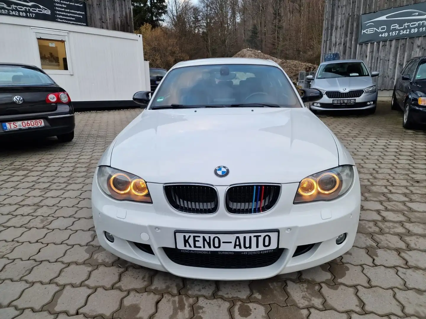 BMW 118 1 Lim. 118i Білий - 2