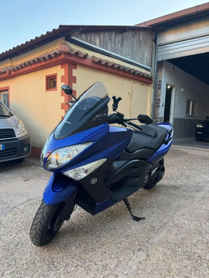 Yamaha Tmax 500