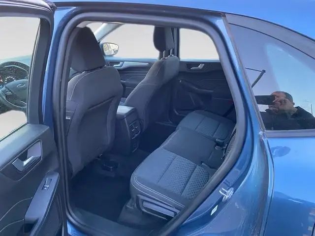 Ford Kuga view 8