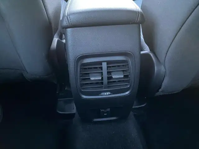 Ford Kuga view 18