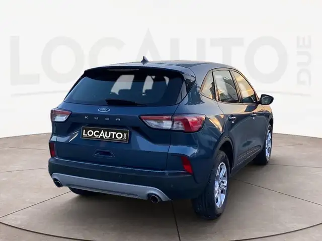 Ford Kuga view 4