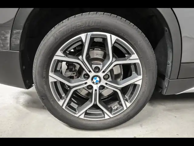 BMW X1 view 8