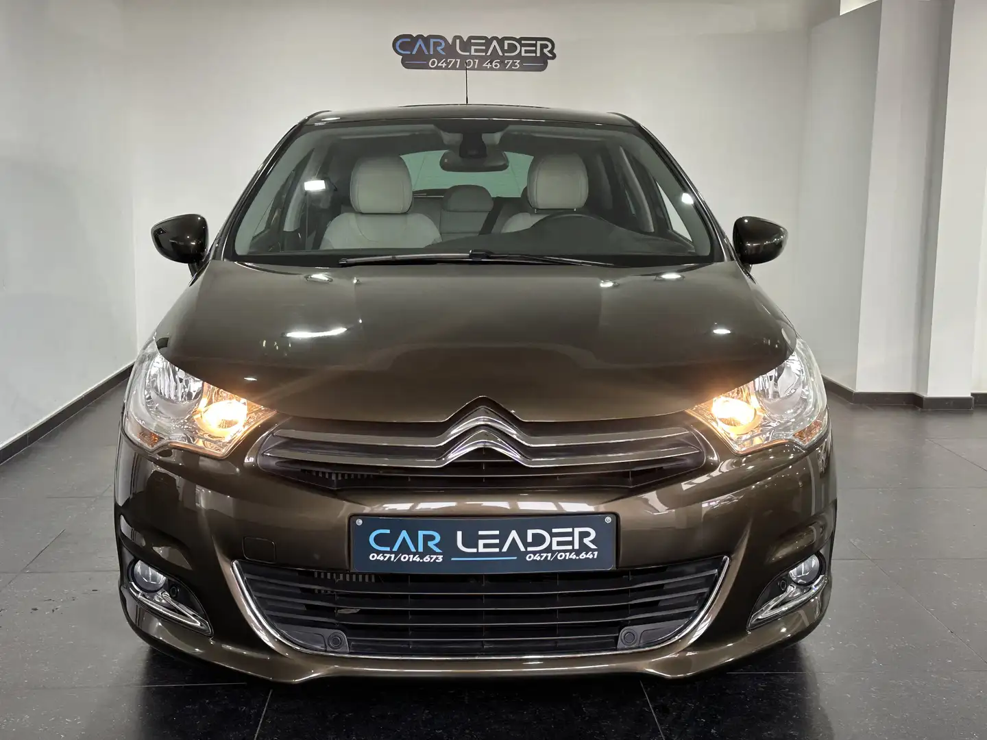 Citroen C4 1.6 THP Exclusive //BOITE AUTOMATIQUE// Grijs - 2