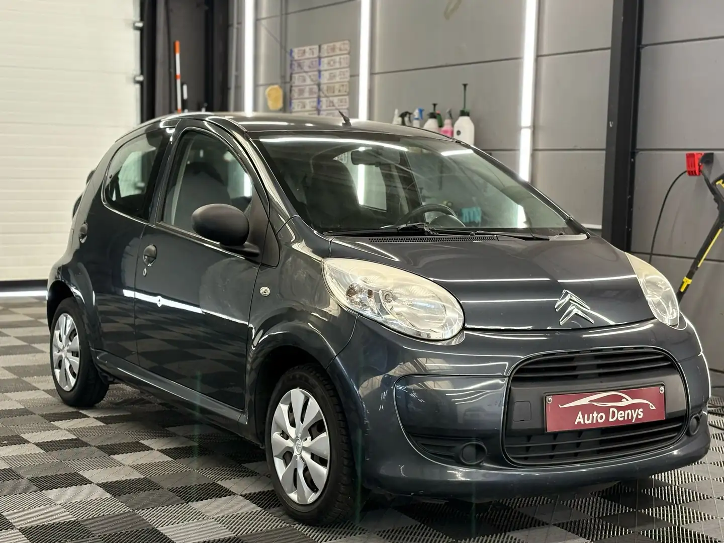 Citroen C1 1.0i EXPORT bj. 2011 162000km euro 5 Grijs - 1
