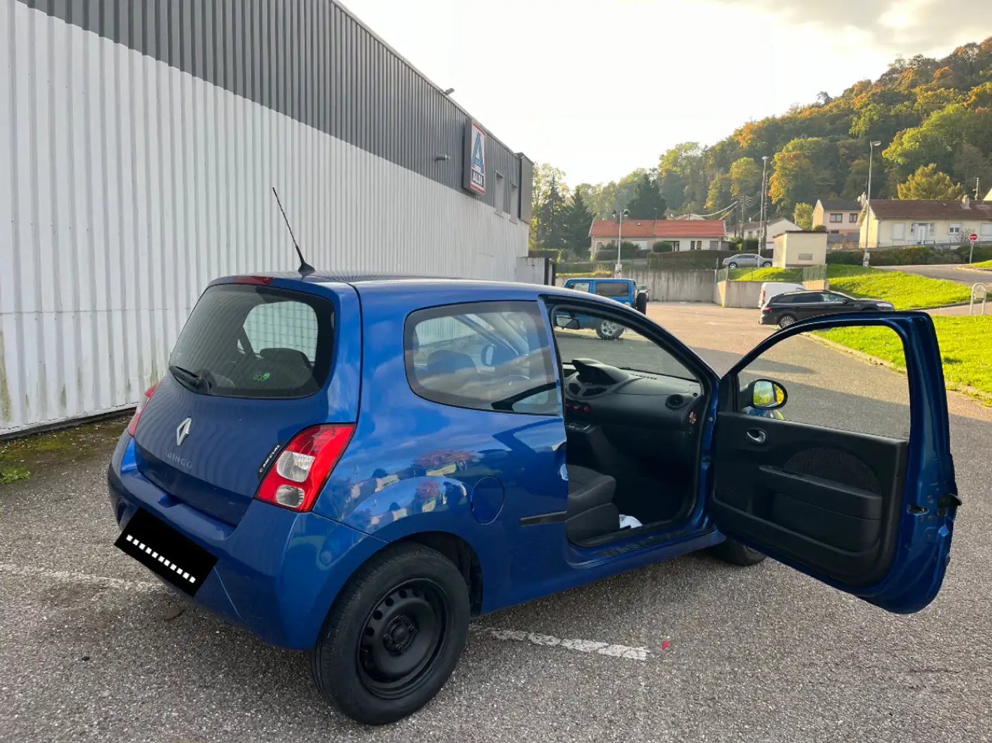 Renault Twingo II 1.5 dCi 85 eco2 Rip Curl - 2