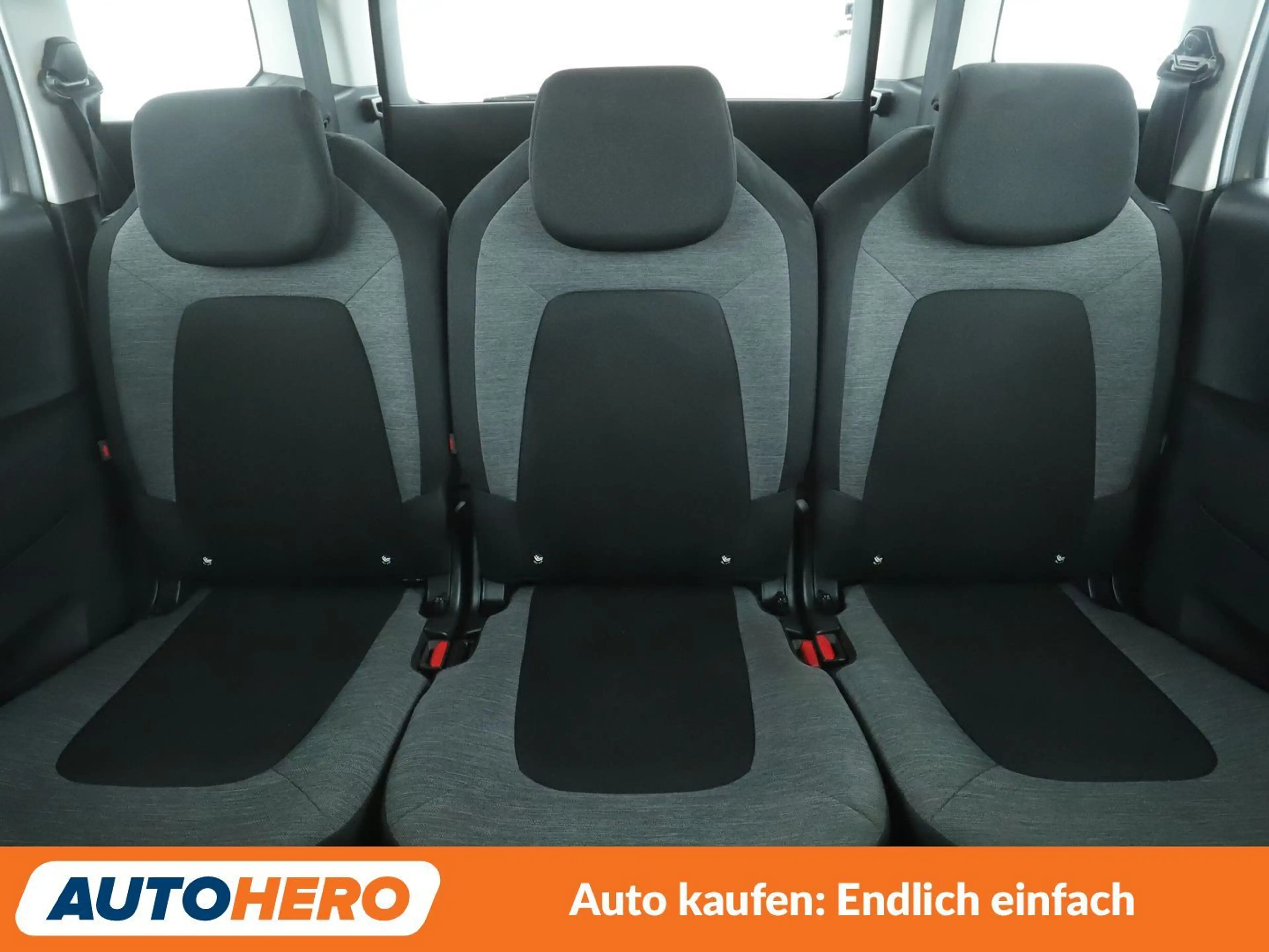 Citroen C4 Picasso 1.2 PureTech Selection *NAVI*ACC*PDC*SHZ* — photo 15