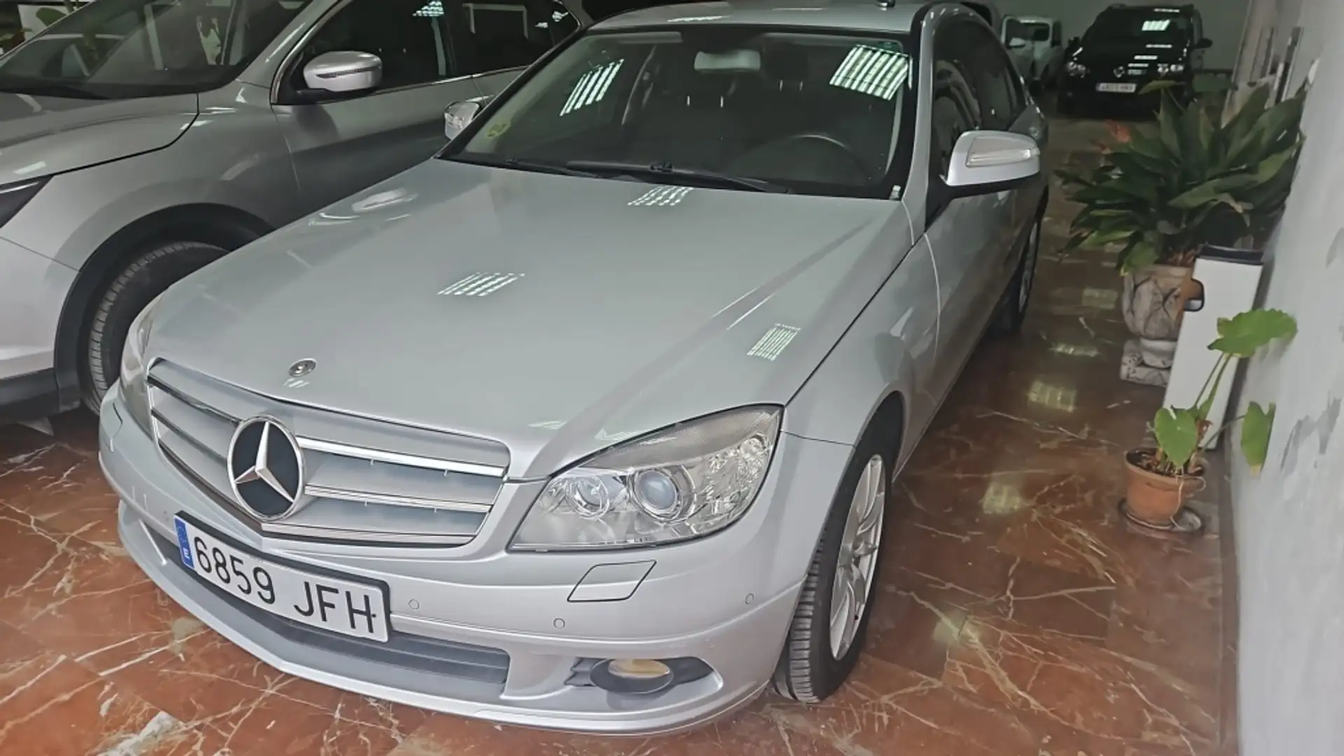 Mercedes-Benz C 220 220CDI Avantgarde Aut. Plateado - 2