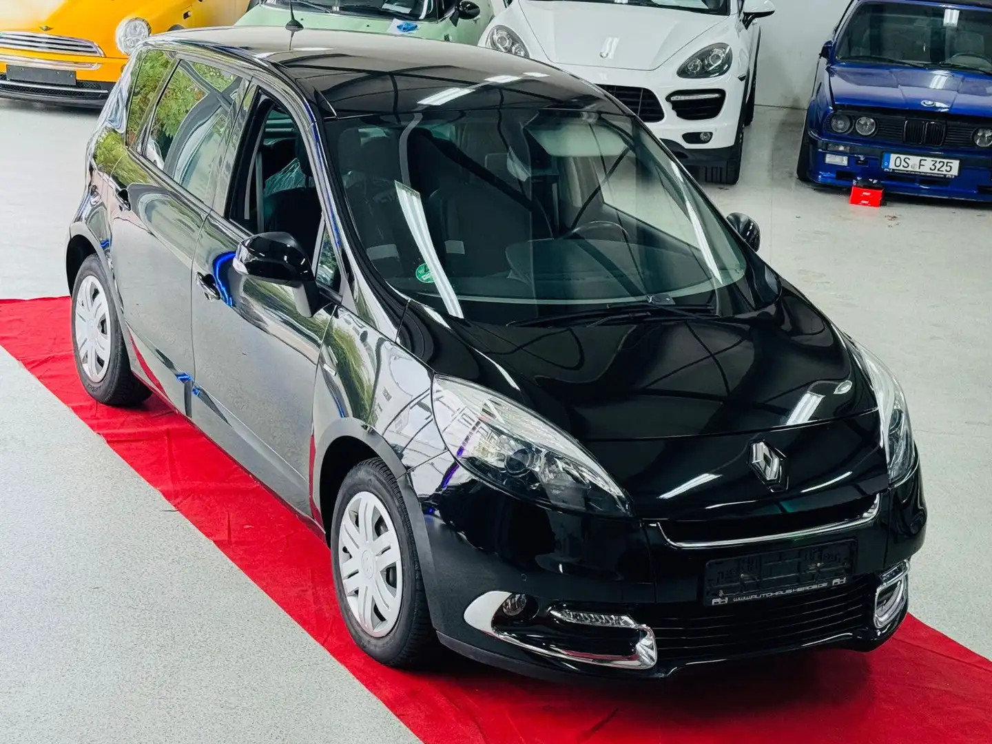Renault Scenic III BOSE Edition Schwarz - 1
