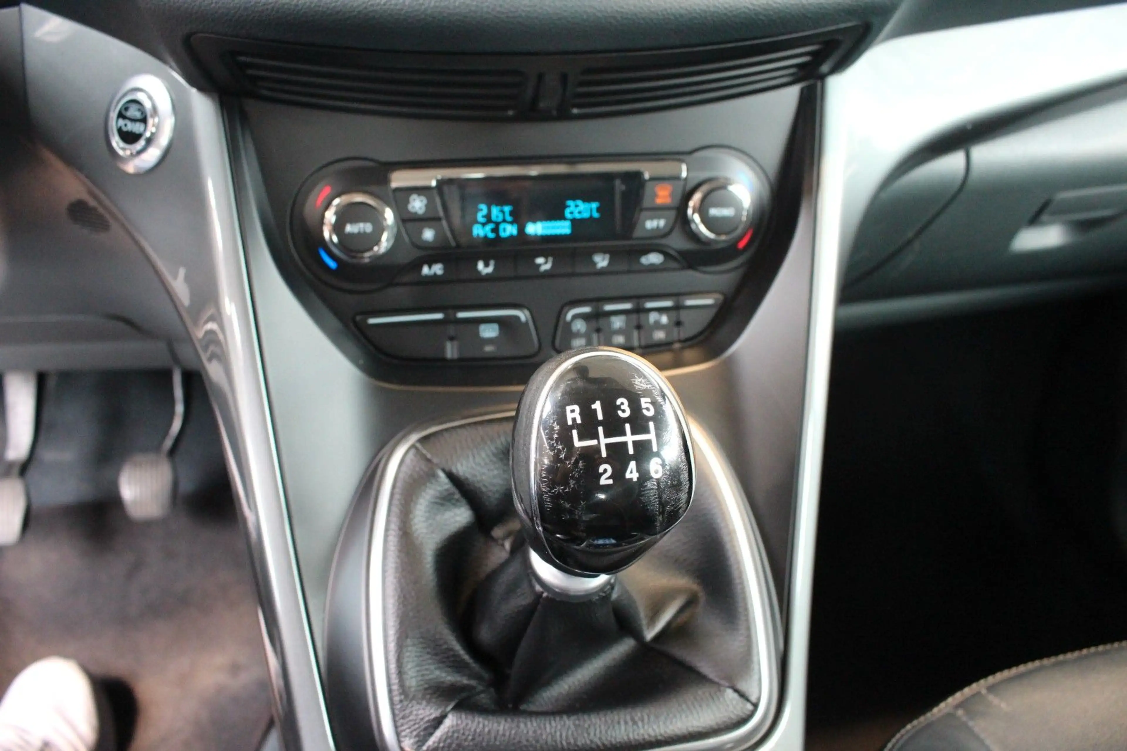 Ford Grand C-Max Grand C-MAX Titanium+Cam+PDC+AHK+SHZ — photo 14