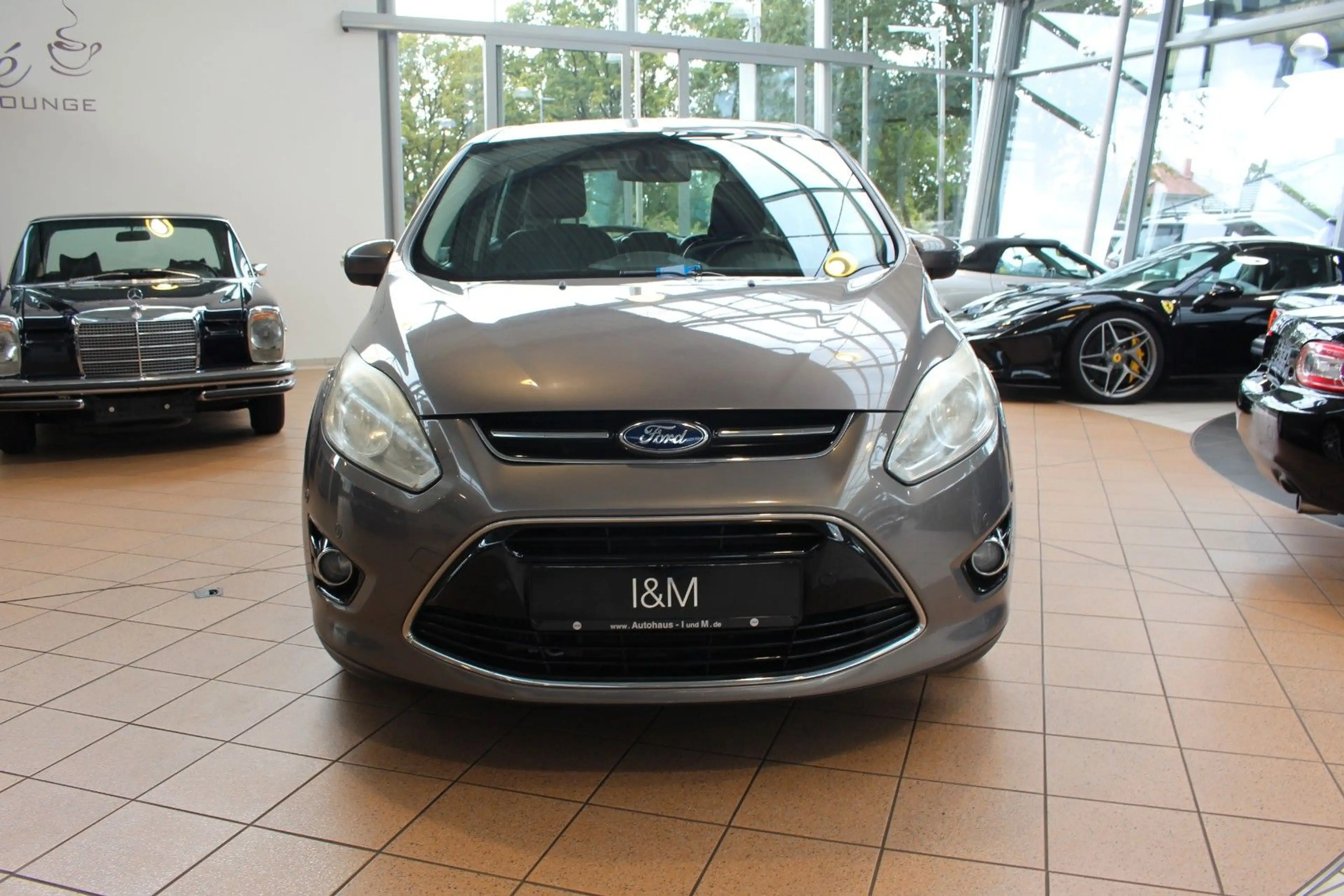 Ford Grand C-Max Grand C-MAX Titanium+Cam+PDC+AHK+SHZ
