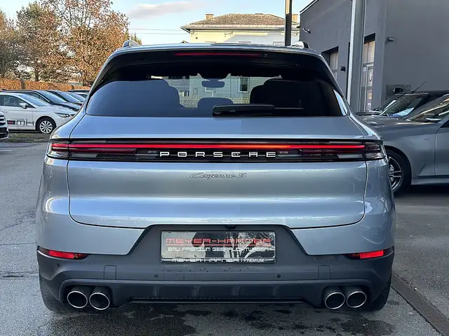 Porsche Cayenne III S E-Hybrid Aut. / AHK / Pano / PDCC / Head ... Ansicht 9