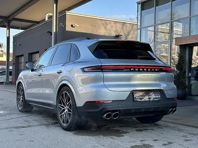 Porsche Cayenne III S E-Hybrid Aut. / AHK / Pano / PDCC / Head ... Ansicht 8