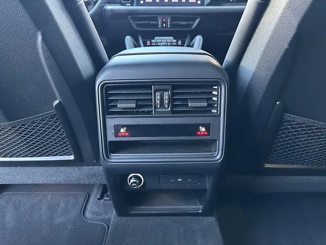 Porsche Cayenne III S E-Hybrid Aut. / AHK / Pano / PDCC / Head ... Ansicht 17