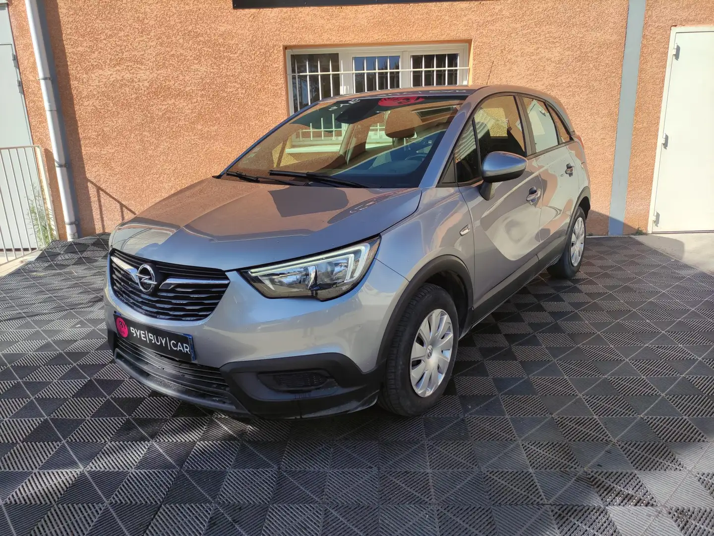 Opel Crossland OPEL CROSSLAND X 1.2 85 cv garantie 12 mois Grijs - 1