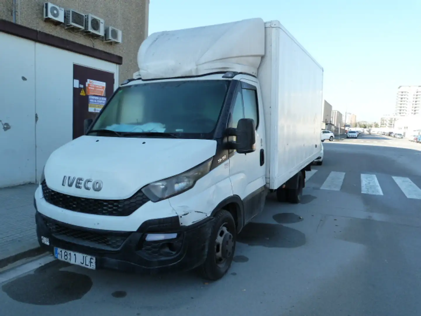 Iveco Daily Chasis Cabina 33S13 /P 3000 126 Blanco - 1