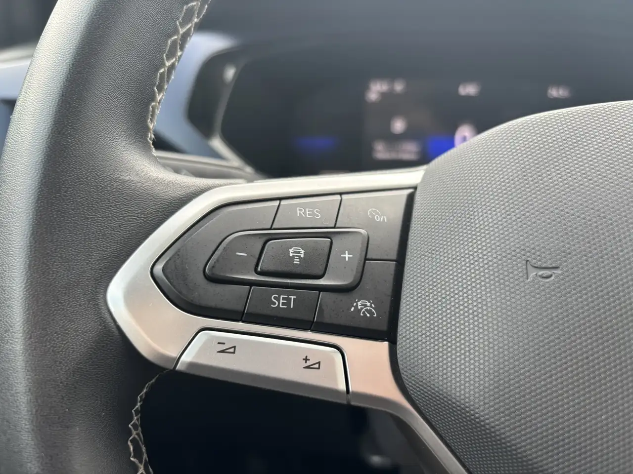 Volkswagen Taos снимка Volkswagen Taos