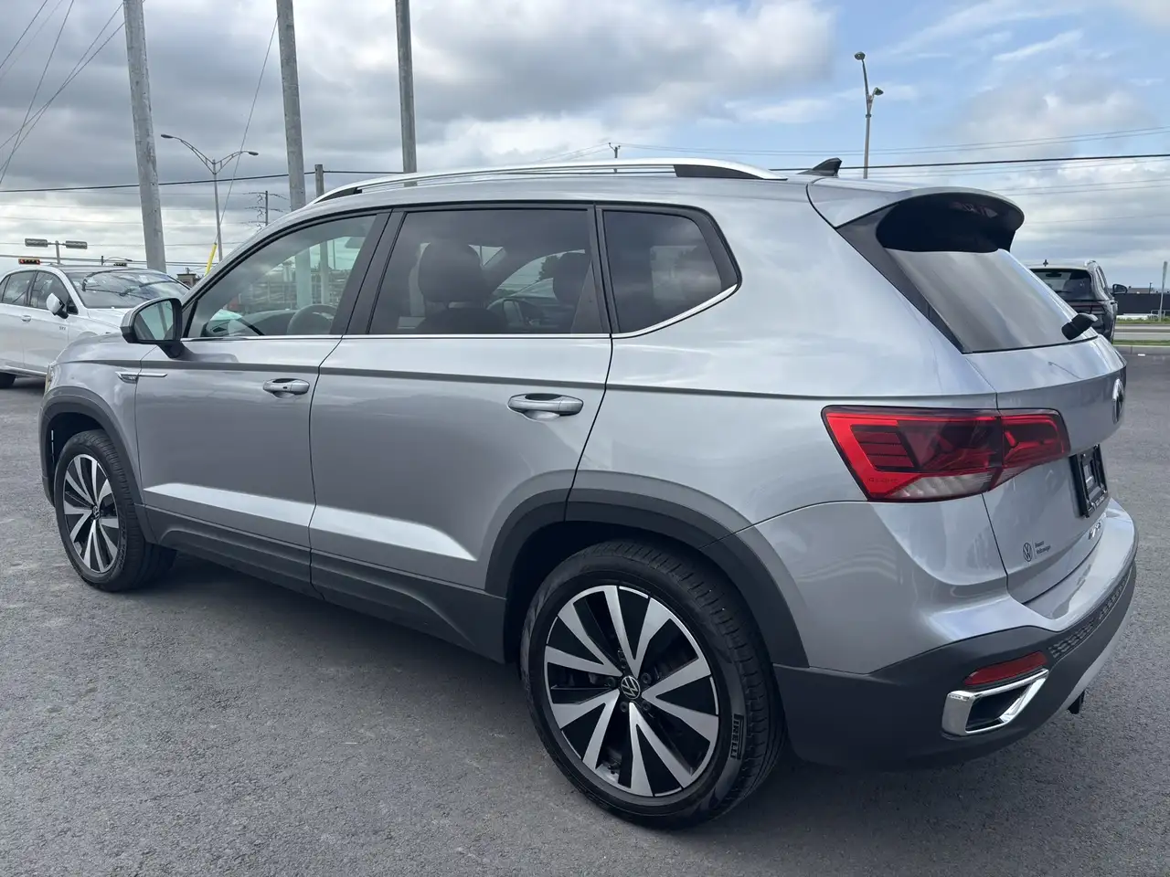 Volkswagen Taos снимка Volkswagen Taos