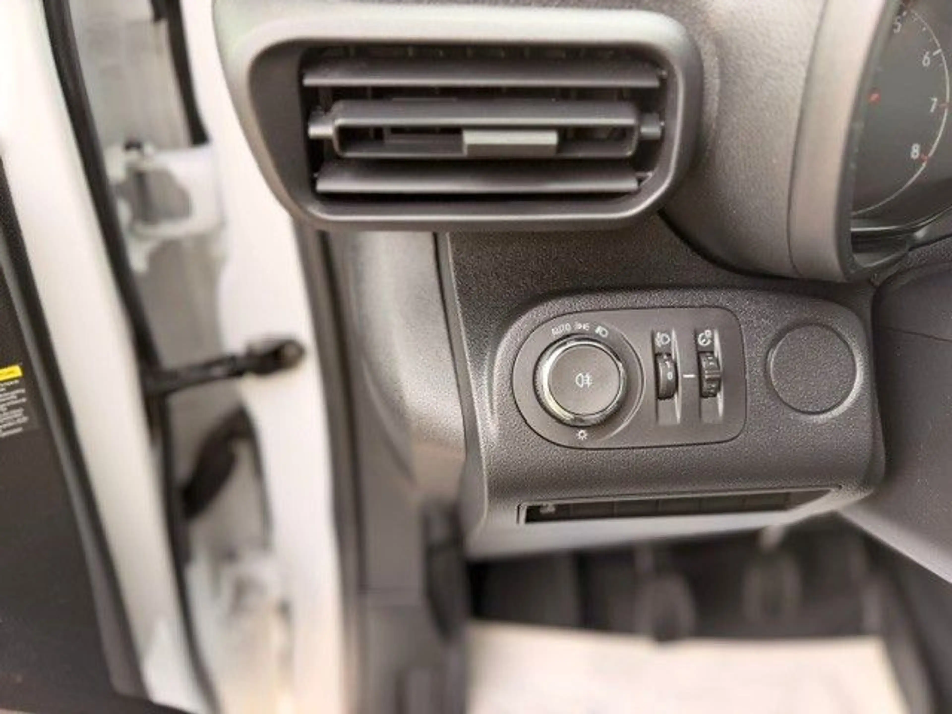 Opel Combo 1,5 KLIMA, AHK,Tempomat — photo 15