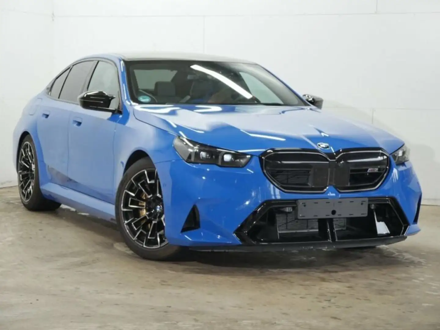 BMW M5 NP 169590.-€ Carbon-Keramik Bremse V-Max ACC Blau - 2
