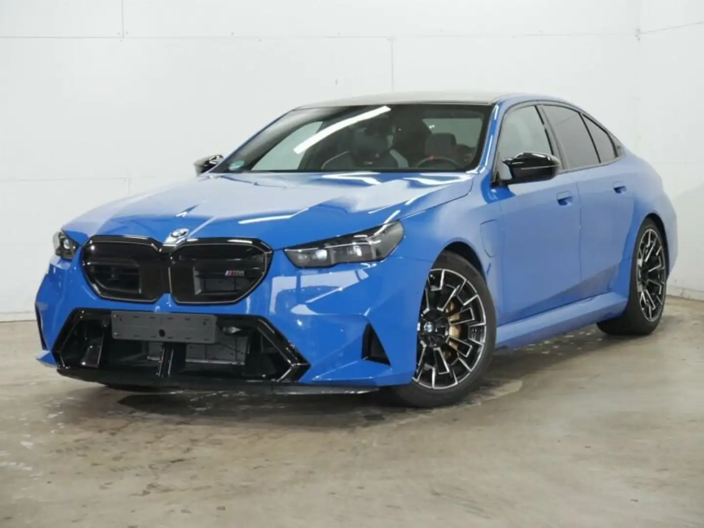 BMW M5 NP 169590.-€ Carbon-Keramik Bremse V-Max ACC Blau - 1