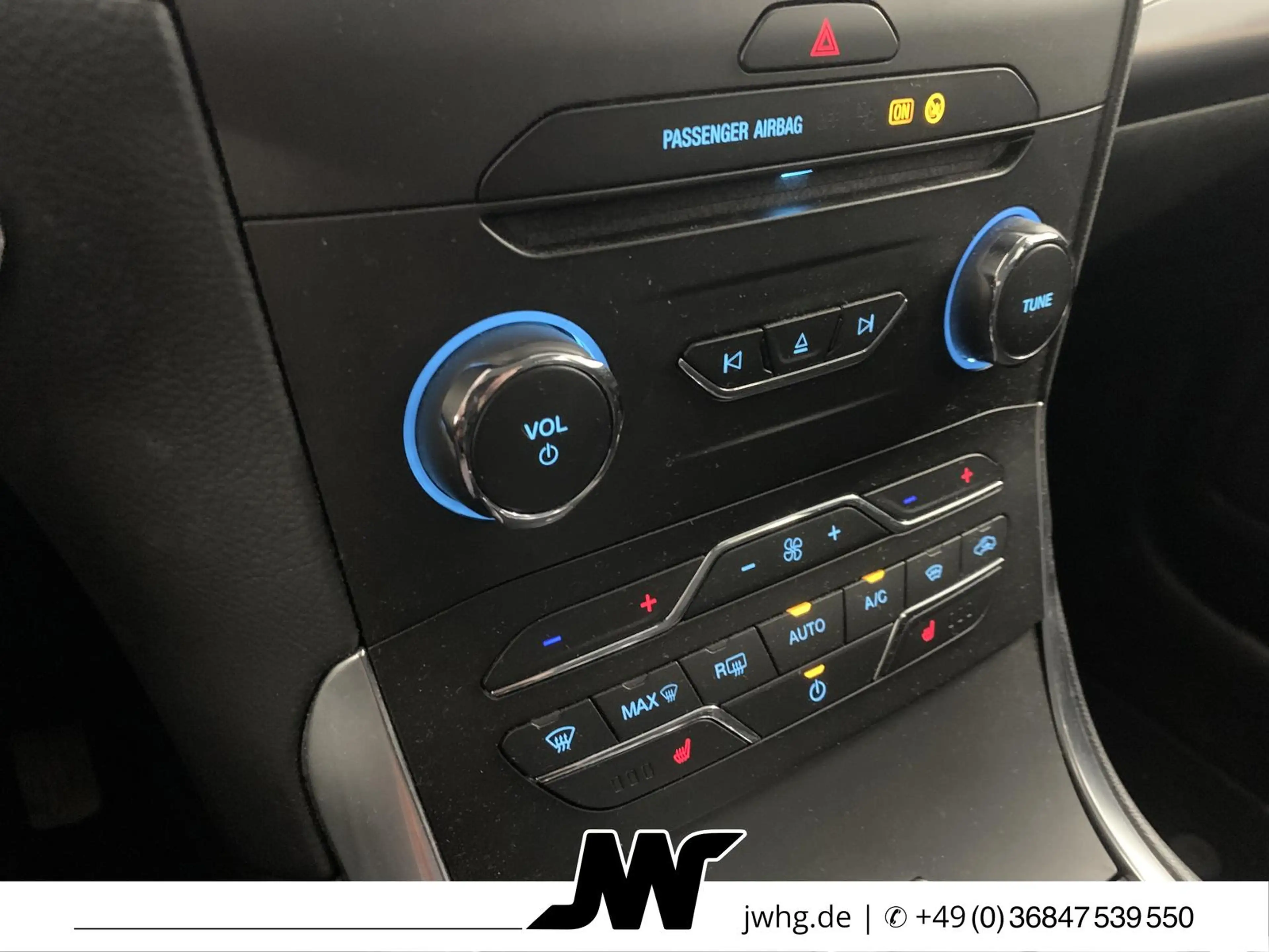 Ford S-Max TITANIUM LED+/KAMERA/SYNC3/LENKRADHEIZUNG — photo 11