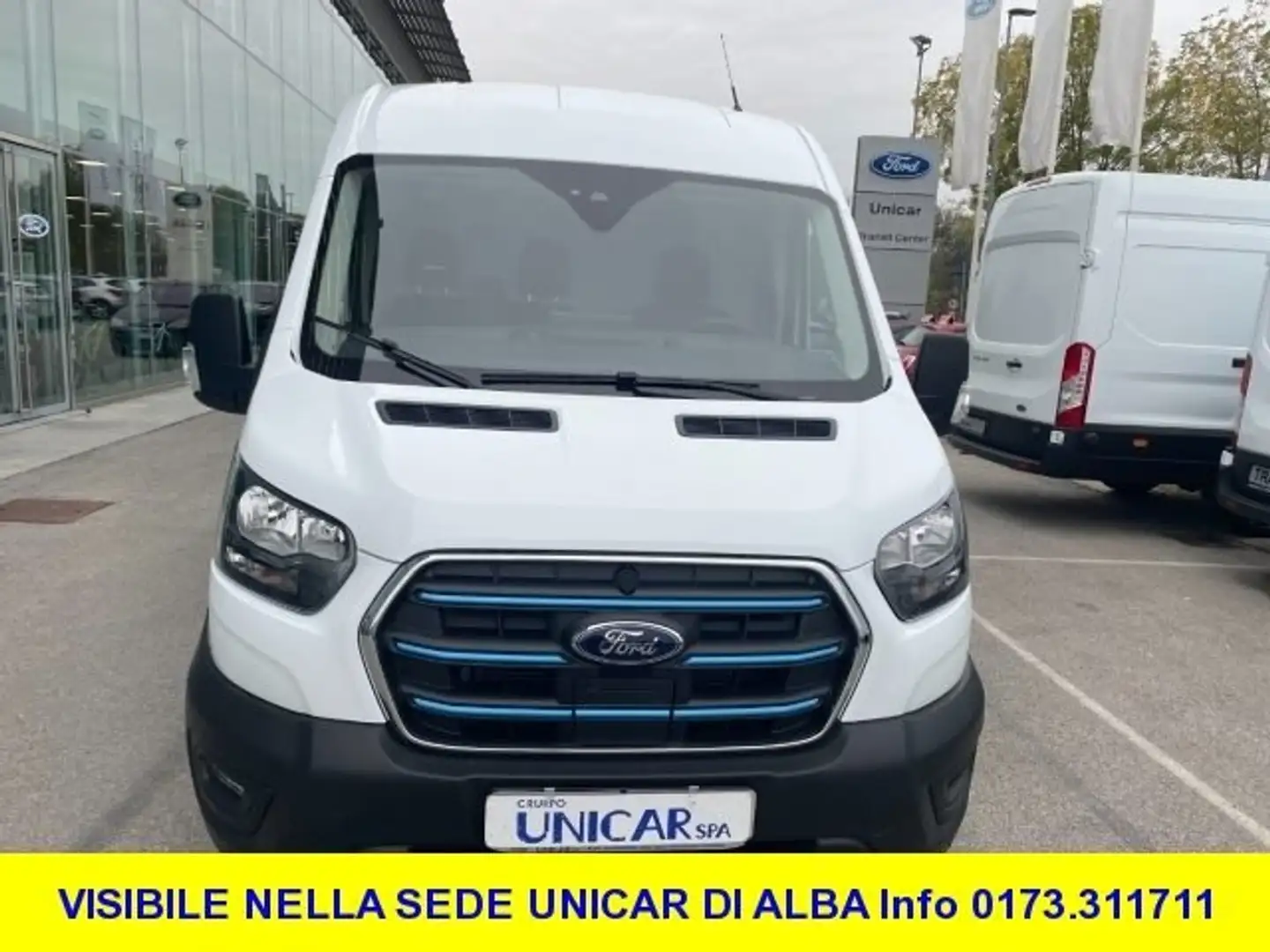 Ford E-Transit 390L3H2 VAN Batteria 68kWh 184CV TREND Bianco - 2