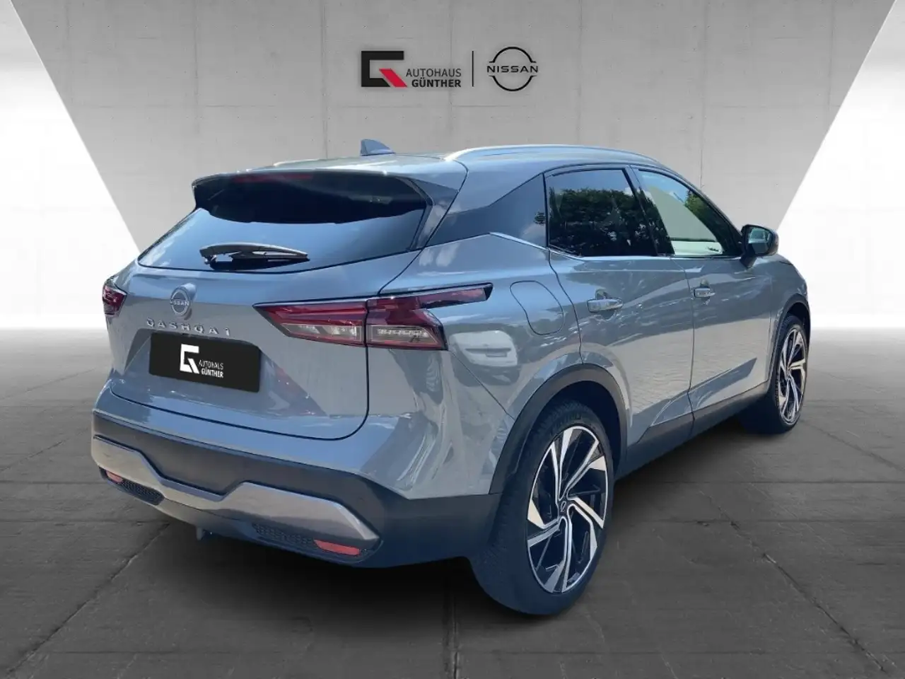 Nissan Qashqai Tekna+ 1.3DIG-T MHEV/PANO/BOSE/HUD/360°, миниатюра 4
