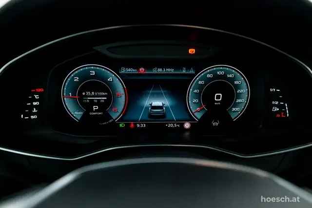 Audi A6 view 12