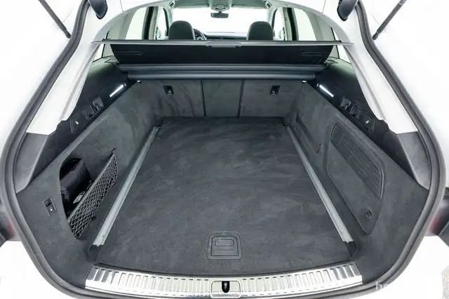 Audi A6 view 8