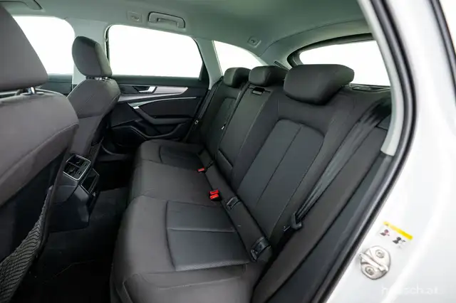 Audi A6 view 7