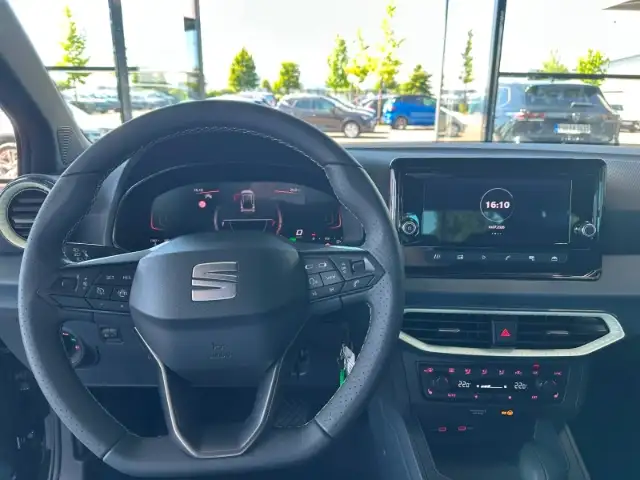Seat Arona view 14