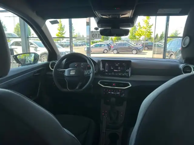 Seat Arona view 13