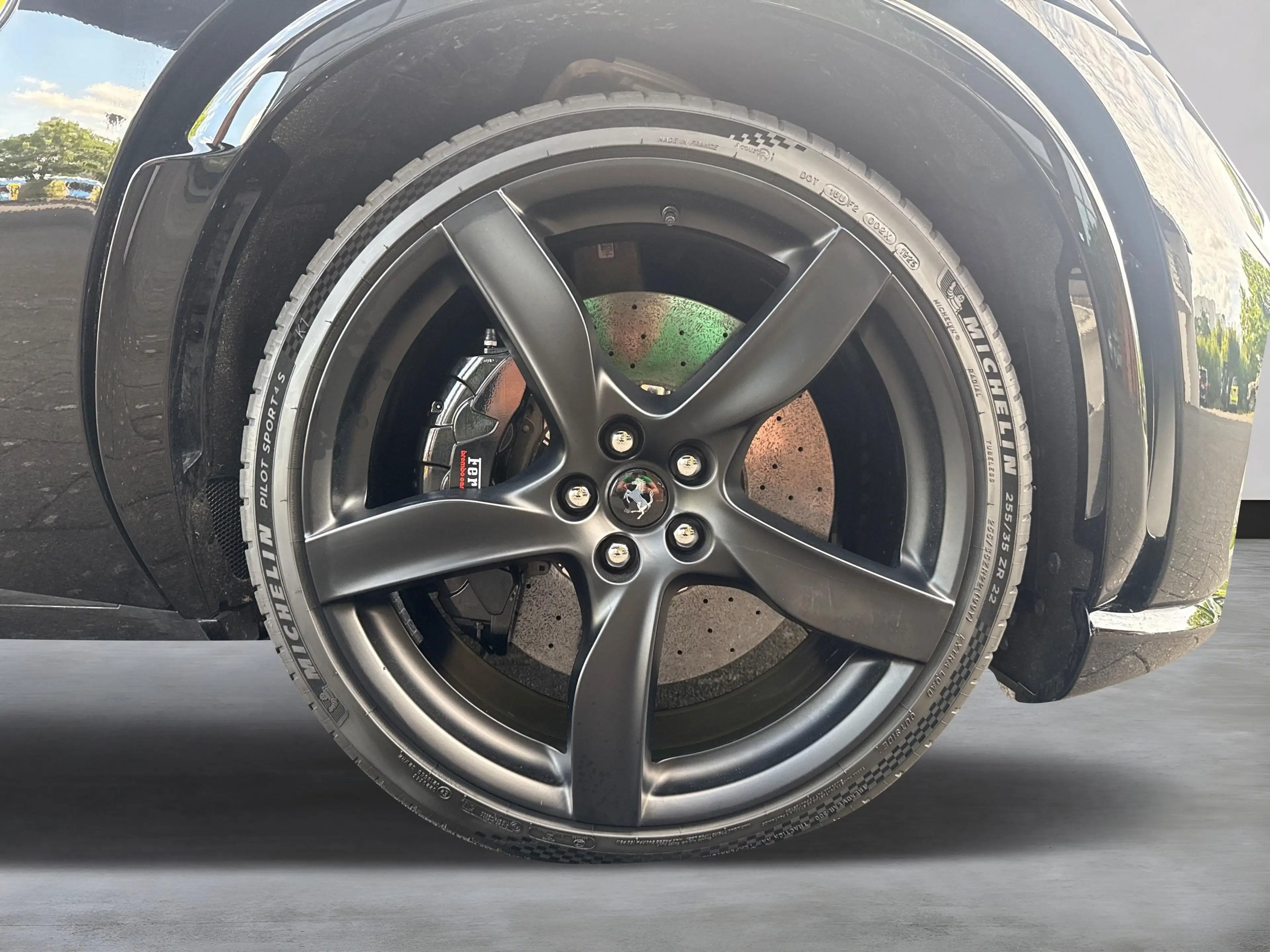 Ferrari Purosangue *Embleme*HiFi*PDC*Klima*Leder* — photo 12