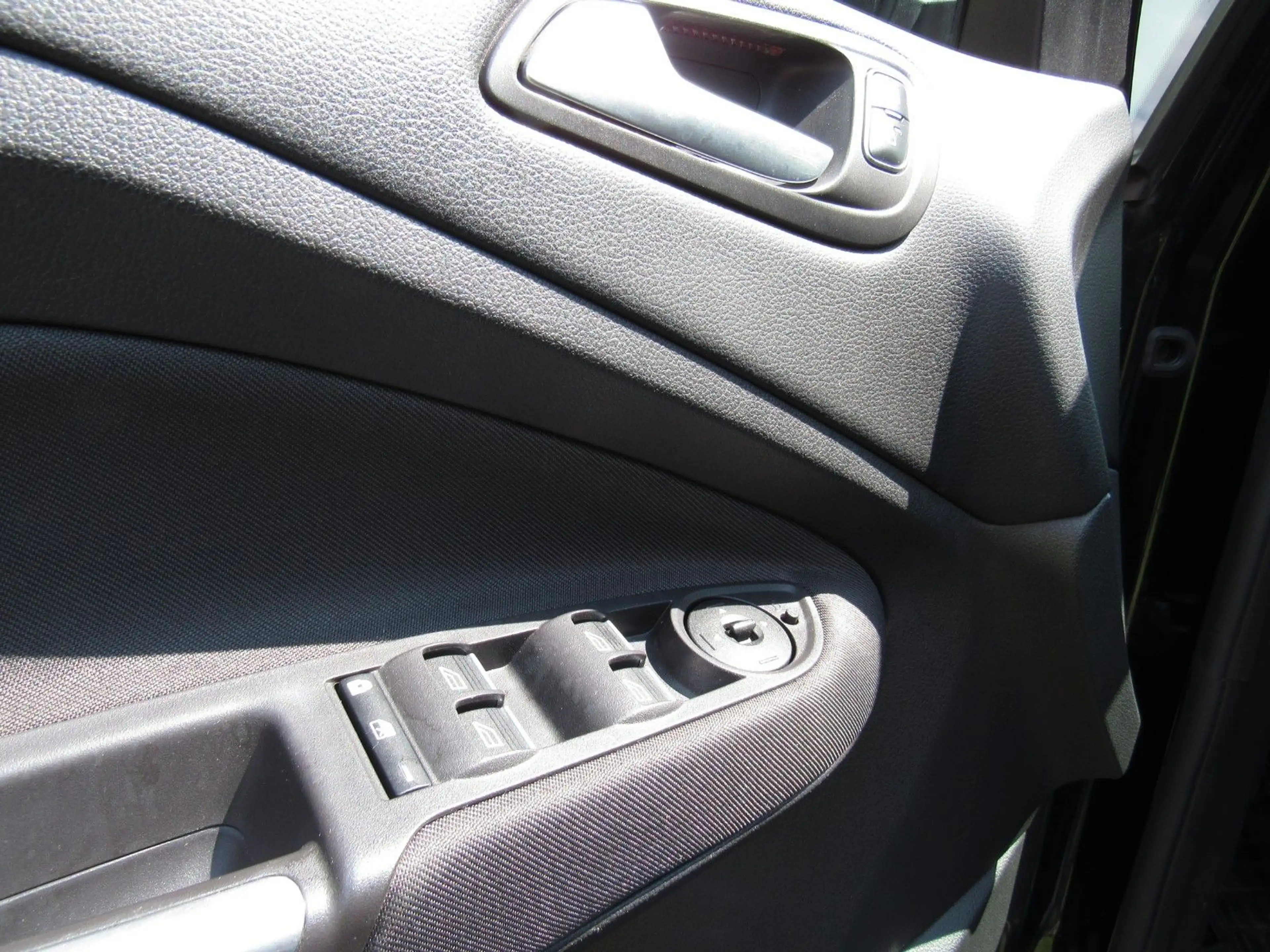 Ford Grand C-Max Titanium*Pano*Navi*7 Sitze*Keyless* — photo 10