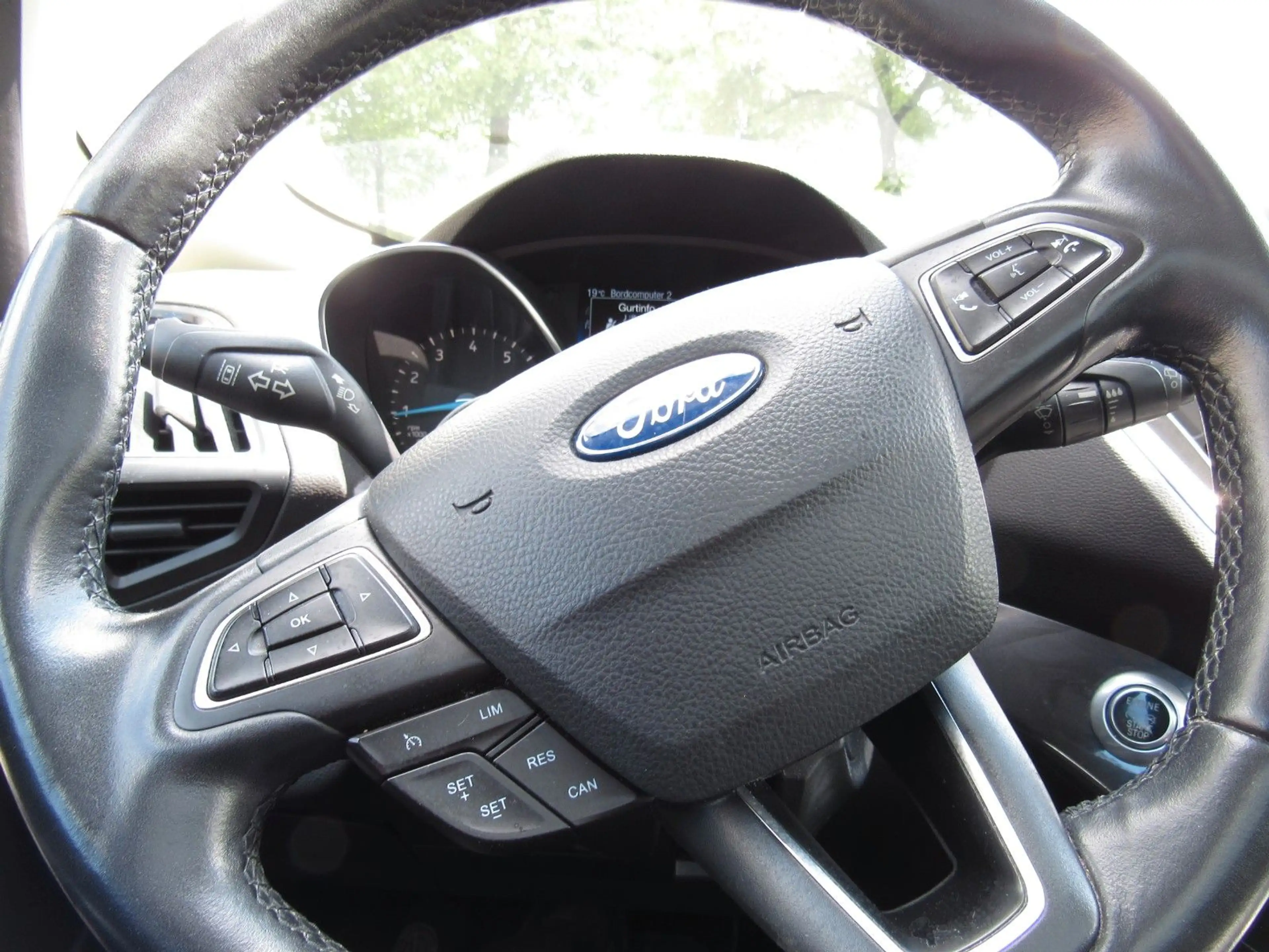 Ford Grand C-Max Titanium*Pano*Navi*7 Sitze*Keyless* — photo 14