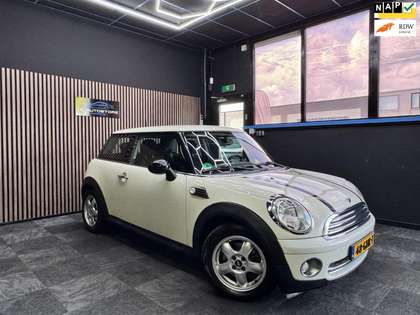 MINI One Mini 1.4 Pepper Airco lm velgen Zeer nette auto!!!