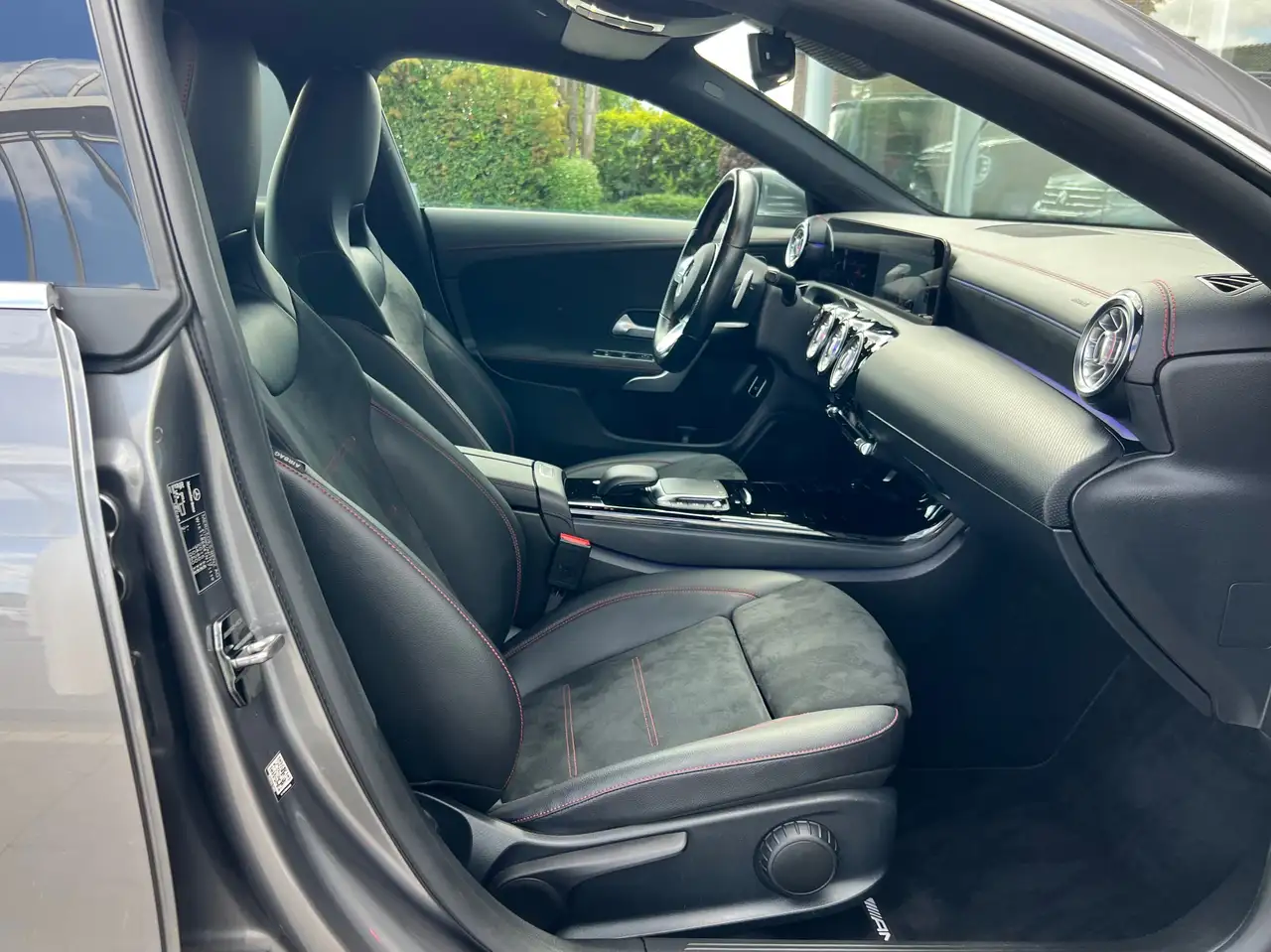 Mercedes-Benz CLA Pack AMG / BOITE AUTO / SHOOTING BRAKE/ WIDESCREEN / MBUX/ GPS/ CARPLAY/ LED, миниатюра 16