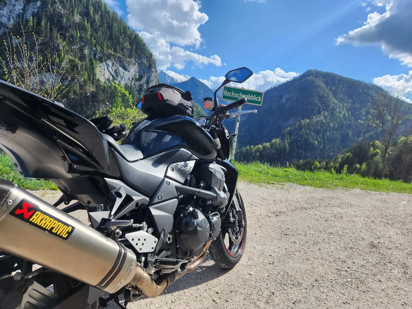 Kawasaki Z 750 Schwarz - 1
