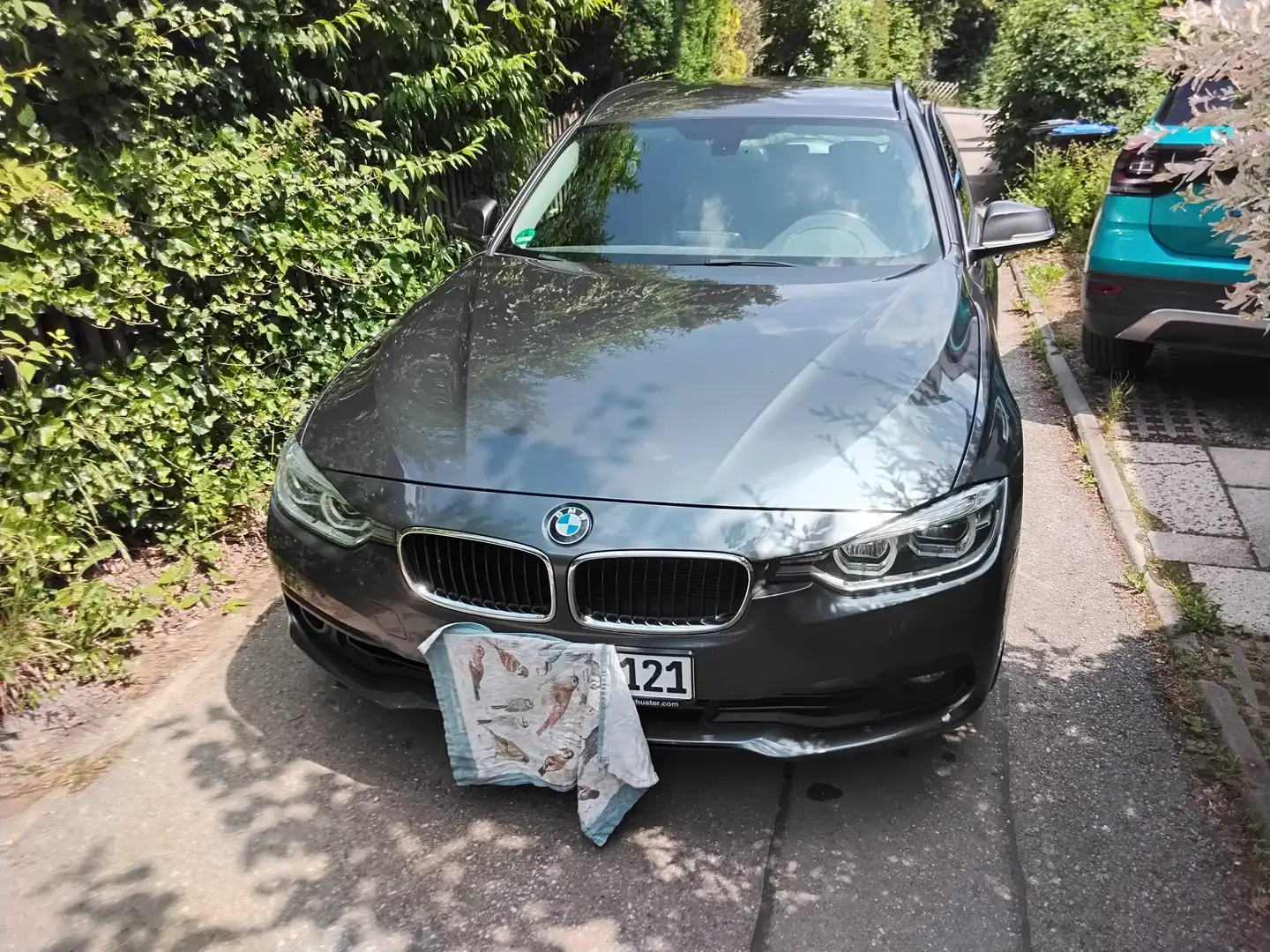 BMW 325 325d Touring Aut. Advantage Grau - 1
