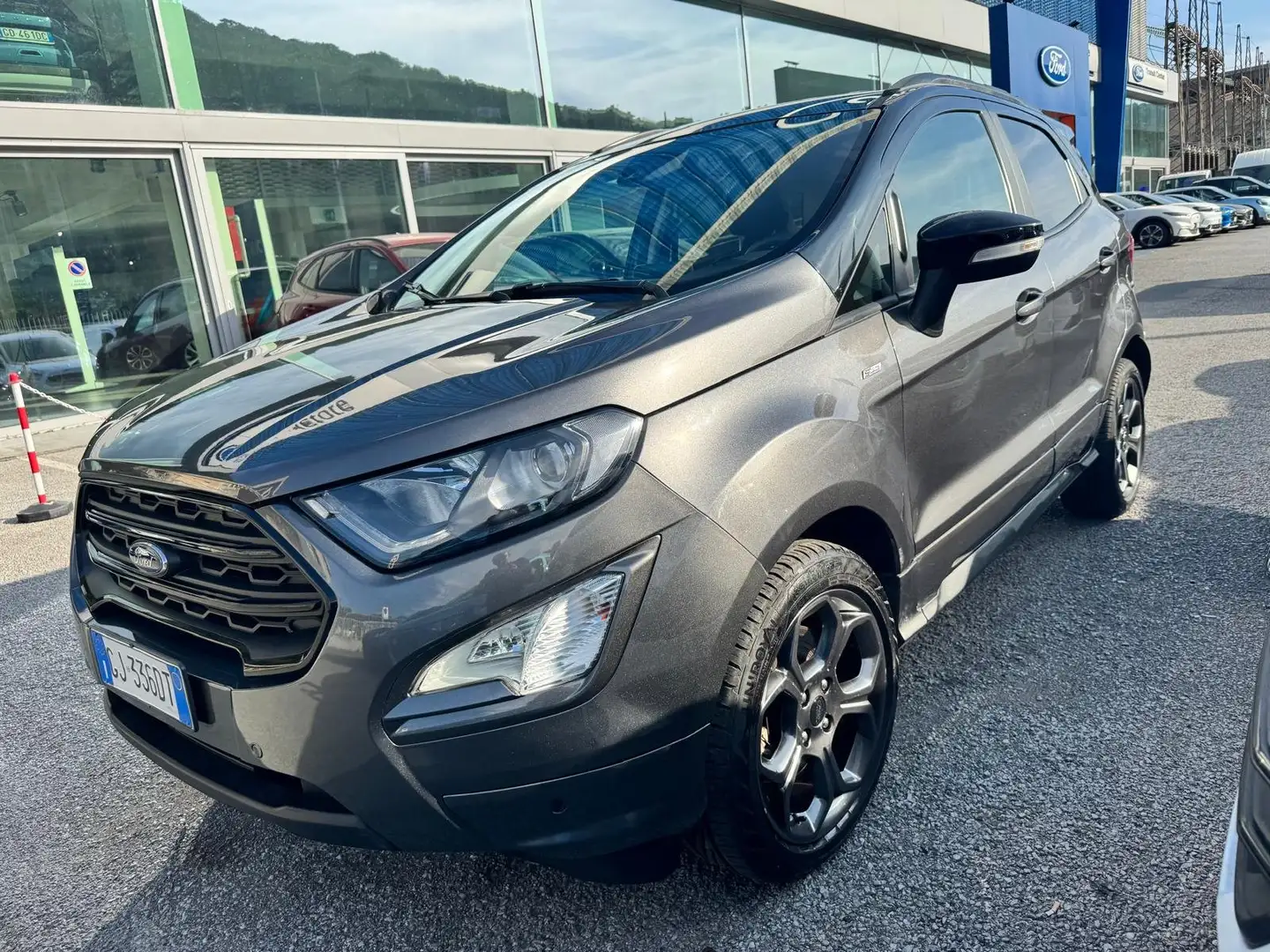 Ford EcoSport EcoSport 1.0 ecoboost ST-Line Grijs - 1