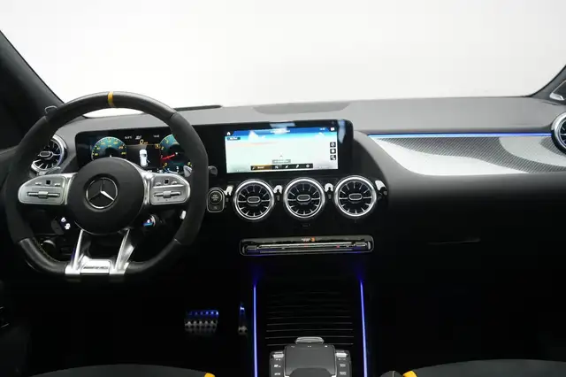 Mercedes-Benz Gla view 14