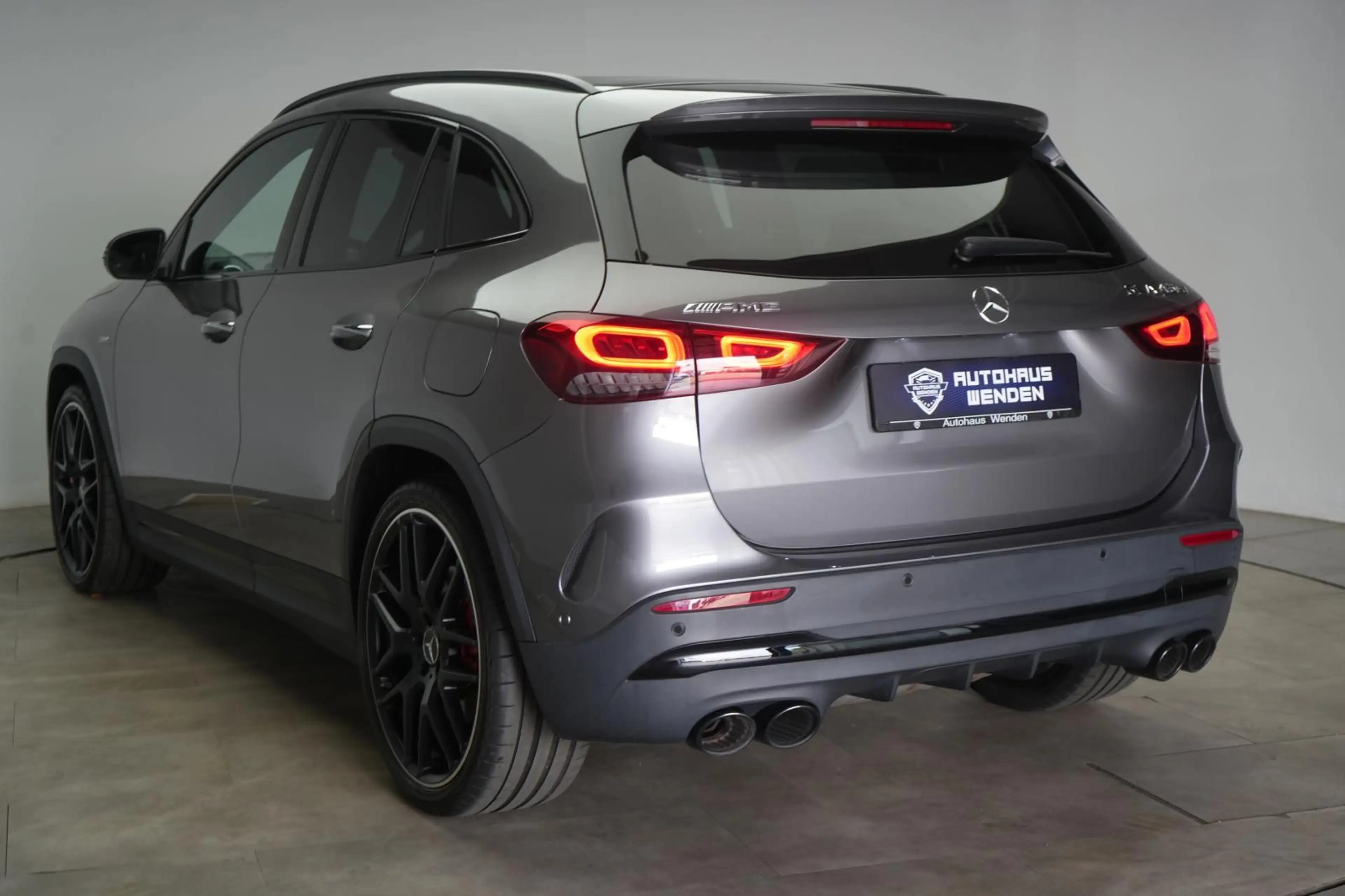 Mercedes-Benz GLA 45 AMG S 4Matic+ Speedshift DCT 8G Perf.sitz — photo 4