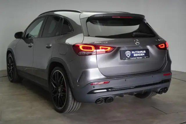 Mercedes-Benz Gla view 4