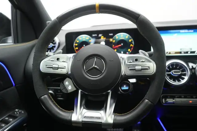 Mercedes-Benz Gla view 15